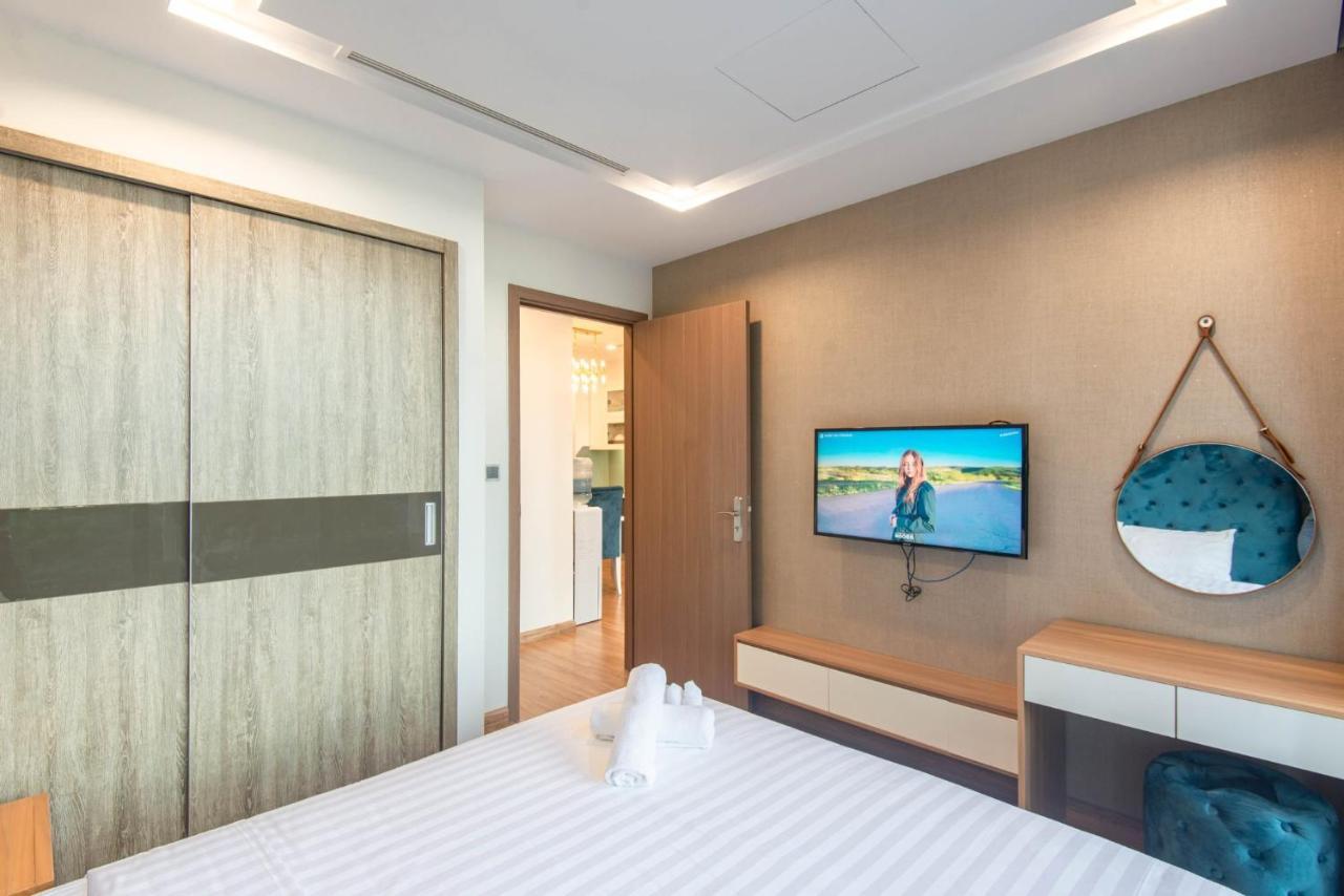 Luxury Serviced Apartment Vinhomes Metropolis Premium Hanoi Exterior foto